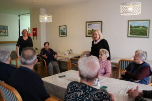 Čestitanje Uskrsa po odjelima